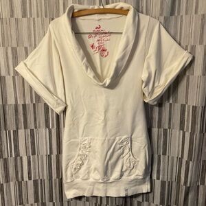 White Pusch Top